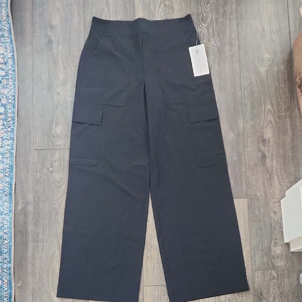 NWT Athleta Brooklyn Heights Cargo Pants - Black - Size US 8